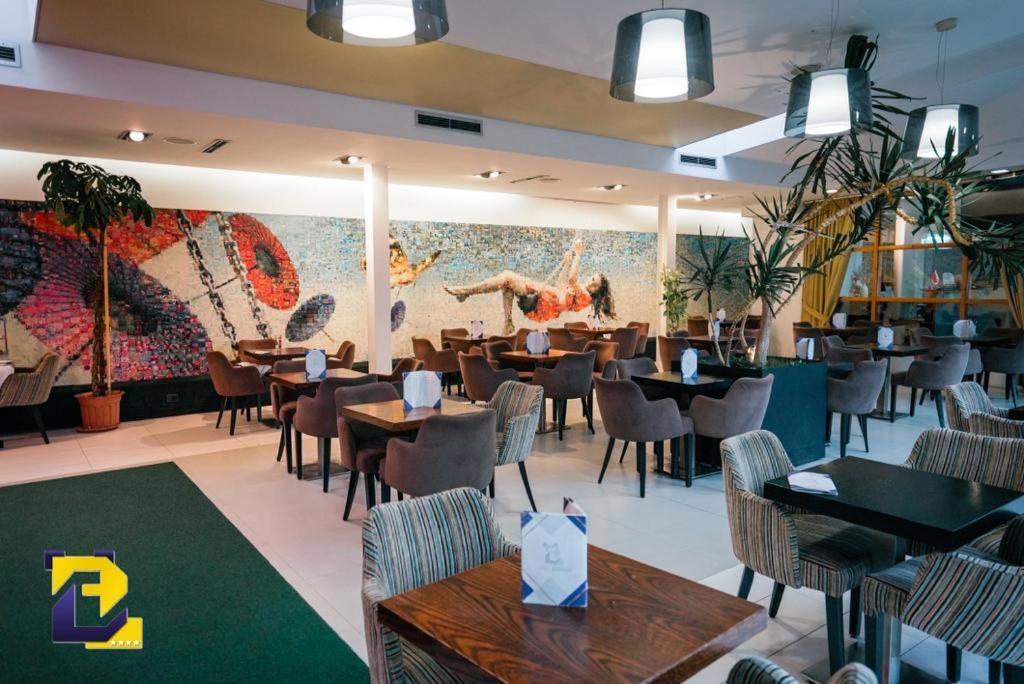 Hotel Bermon 티라나 외부 사진